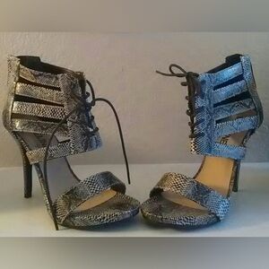 🎁MADELINE Girl🎁 Stylish Snakeskin High Heels Size 7